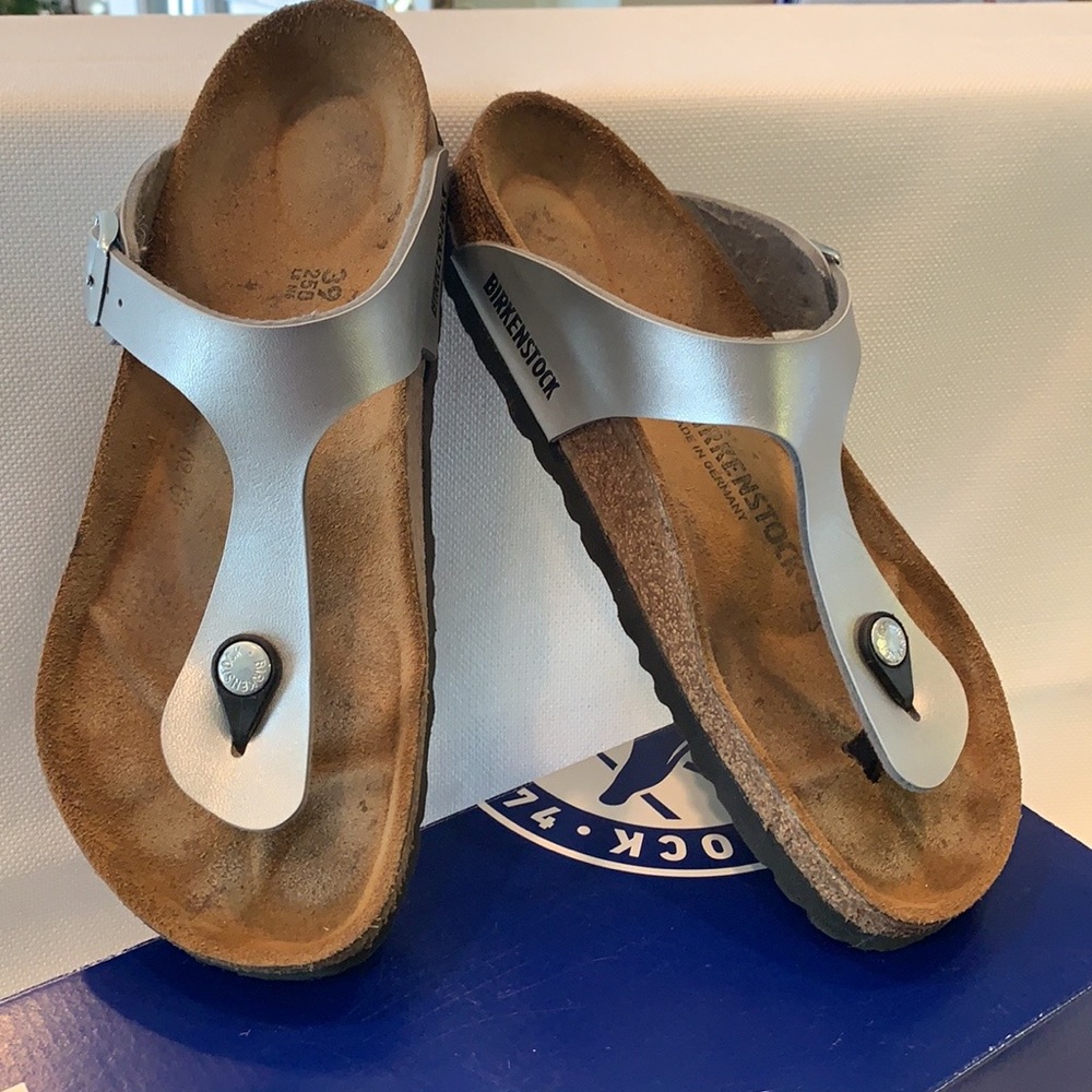 Birkenstock Gizeh Birko-Flor Silver 39 (US 8-8.5)